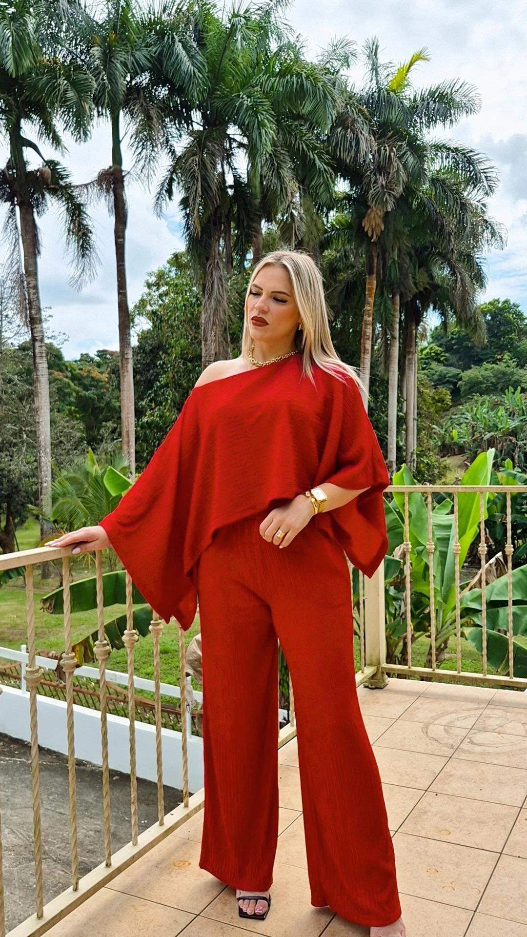 Valentine Red